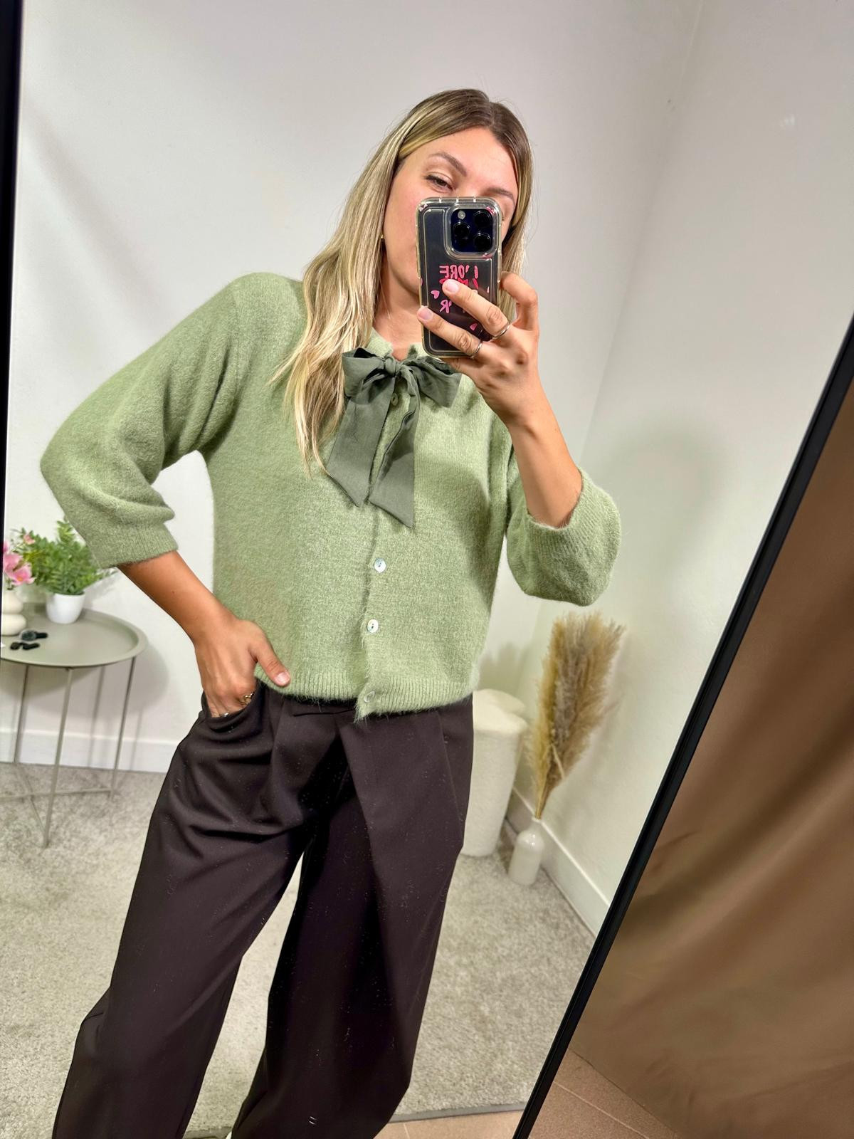 Cardigan girocollo con fiocco matcha