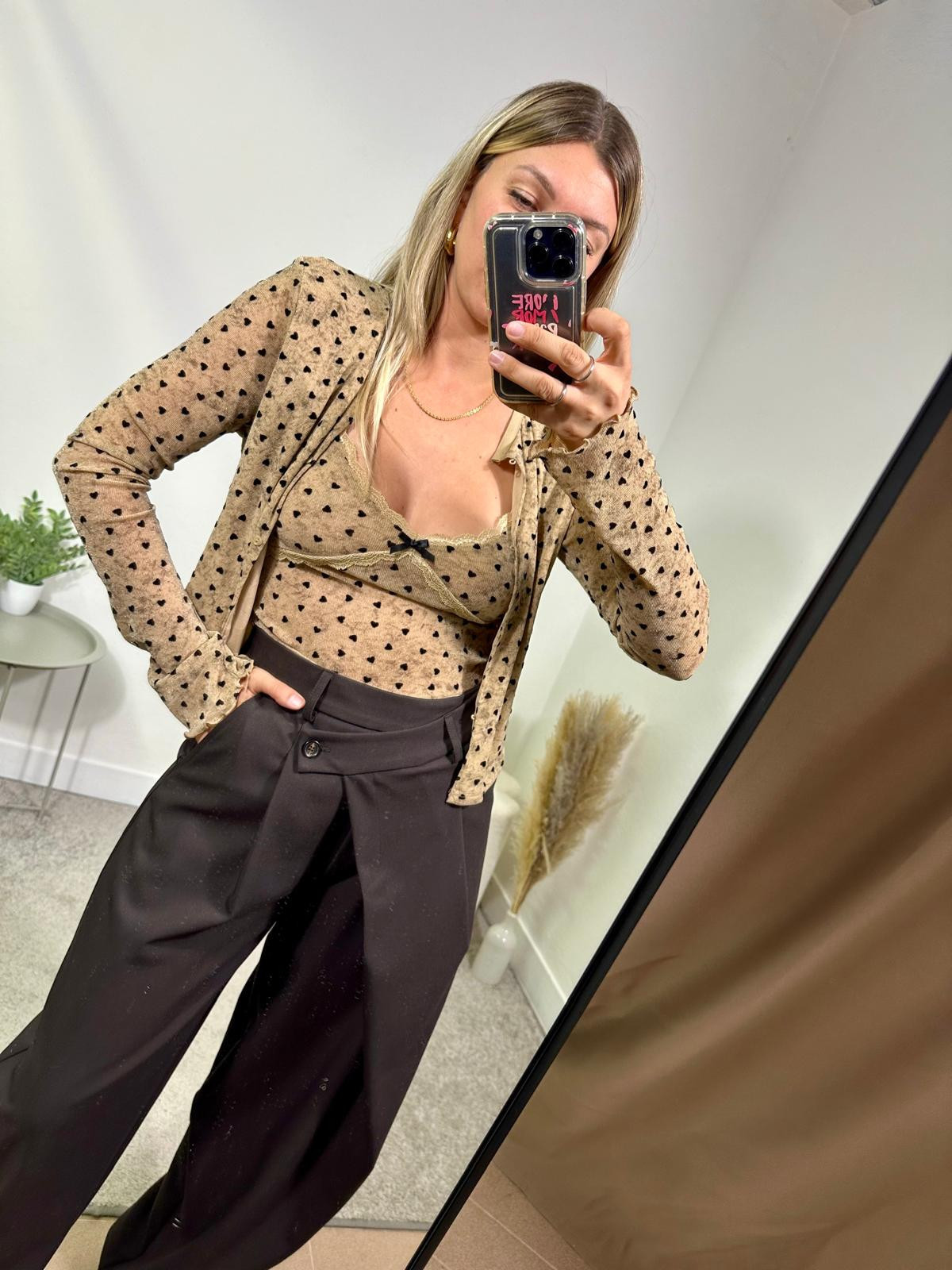 Completo cardigan e canottiera cuoricini